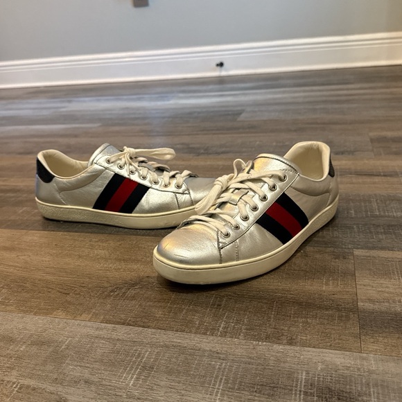 Authentic GUCCI Metallic Silver Sneakers - Picture 1 of 5